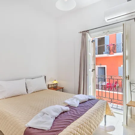 Ethrionplus Two Balconies 100 M From The Port شقة فندقية 4*